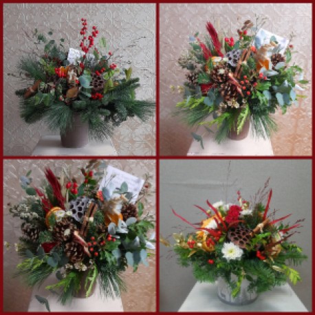 Christmas coffee table arrangement